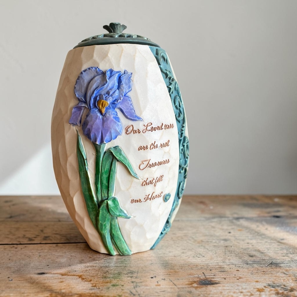Vtg Pavilion Gift Company ”Comfort in Bloom” Iris memorial candle holders décor